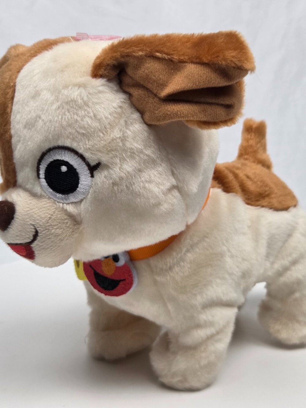 Sesame Street Walk & Wag Tango 8 Inch Plush